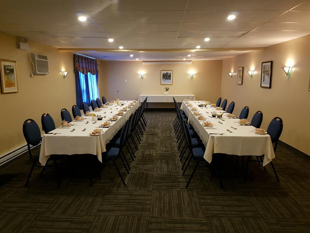 Hôtel Matagami Extérieur photo
